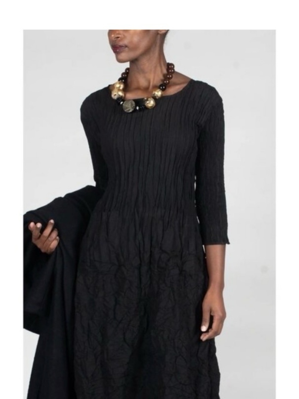 Alquema 3/4 Sleeve Smash Pocket Dress Black - Picture 2 of 9